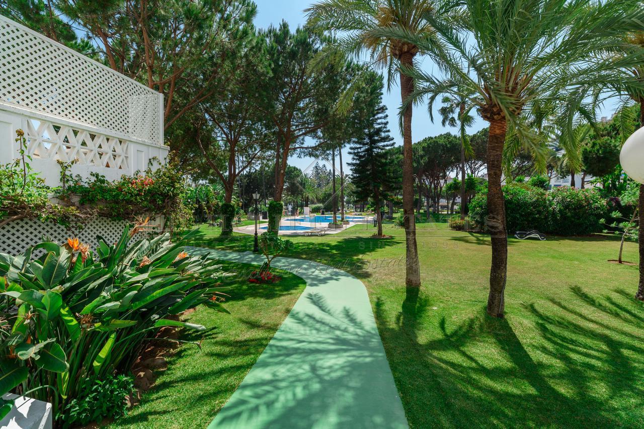 Apartamento Playas Del Duque Banus Marbella